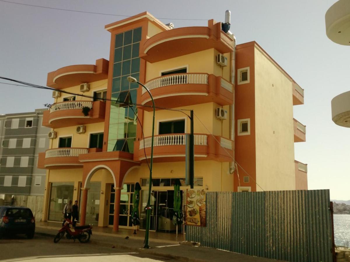 Apartment Urania_1 Sarandë Exterior foto