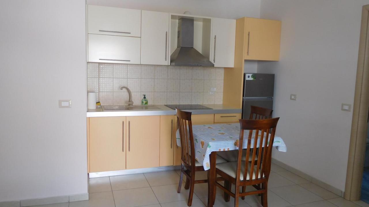 Apartment Urania_1 Sarandë Exterior foto